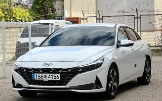 수원중고경차 아반떼 (CN7) 1.6 인스퍼레이션 매물 사진 2 - 2023/03 21,134km