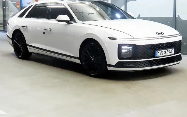 수원중고경차 그랜저 (GN7) 가솔린 2.5 2WD 매물 사진 12 - 2023/01 83,742km